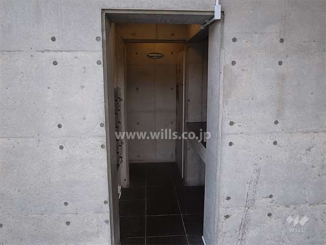 共用ポストと宅配ボックス