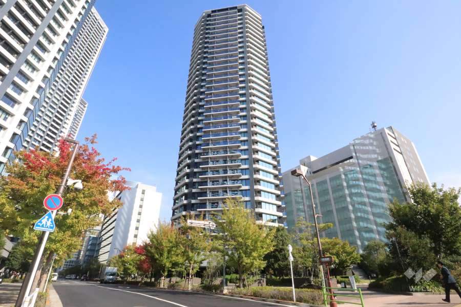 ベイサイドタワー晴海の外観（南側から）