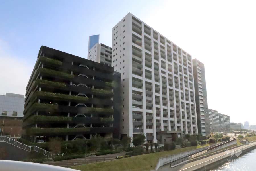 ザ晴海レジデンスの外観(北東側から)