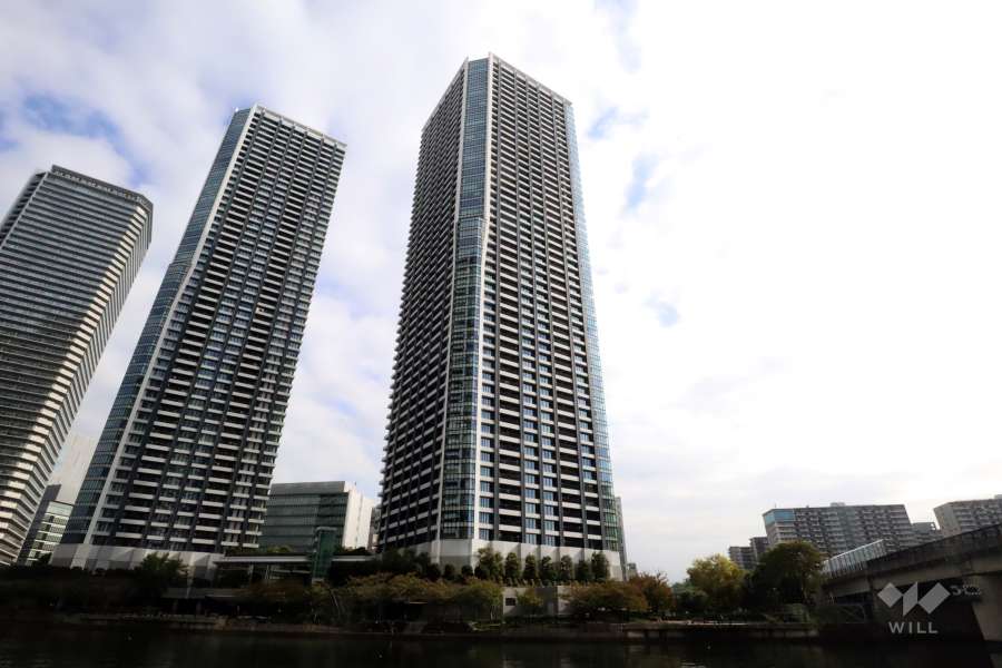 ドゥ・トゥール　ウエスト棟の外観(西側から)