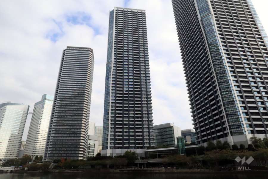 ドゥ・トゥール　イースト棟の外観(西側から)