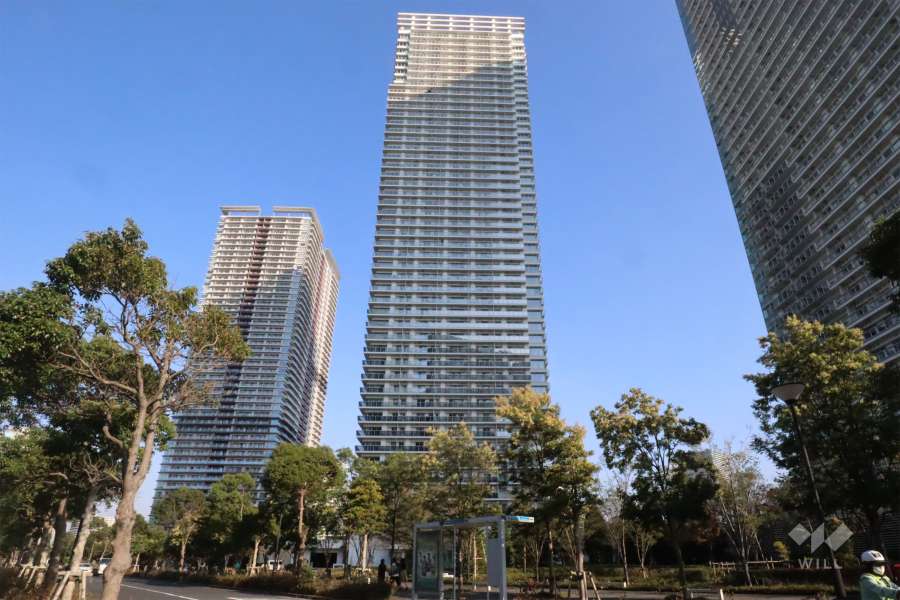 ザ・パークハウス晴海タワーズティアロレジデンスの外観(西側から)