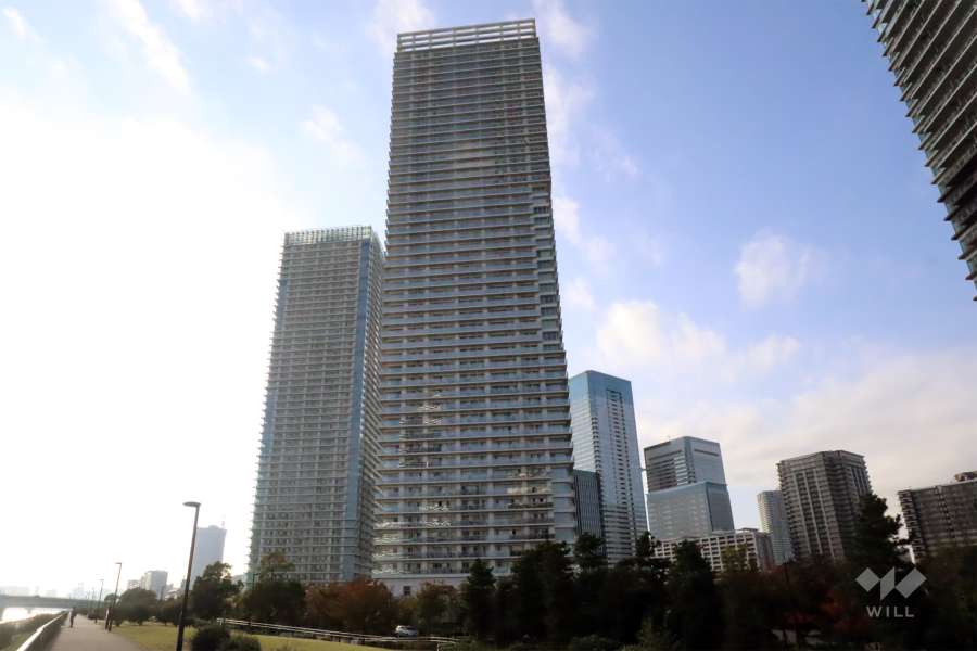 ザ・パークハウス晴海タワーズティアロレジデンスの外観(東側から)