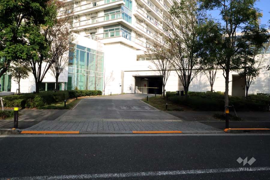 駐車場の出入り口