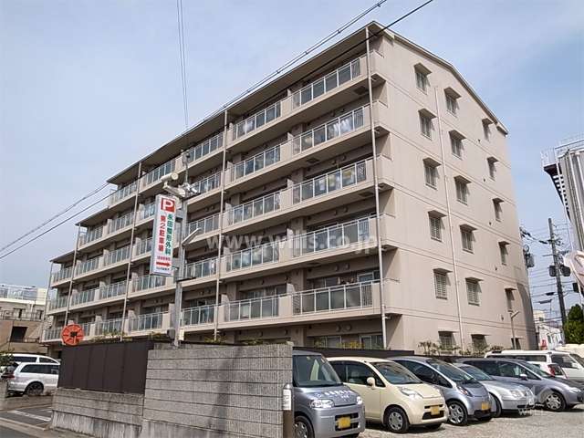 ラ・ヴェール甲子園の外観（南東側から）