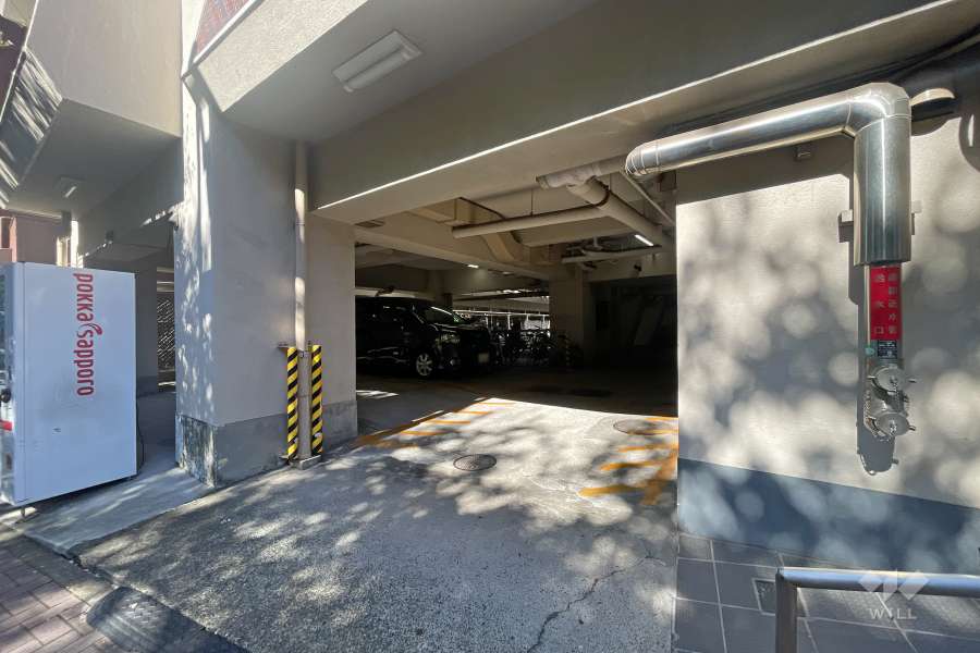 駐車場の出入り口