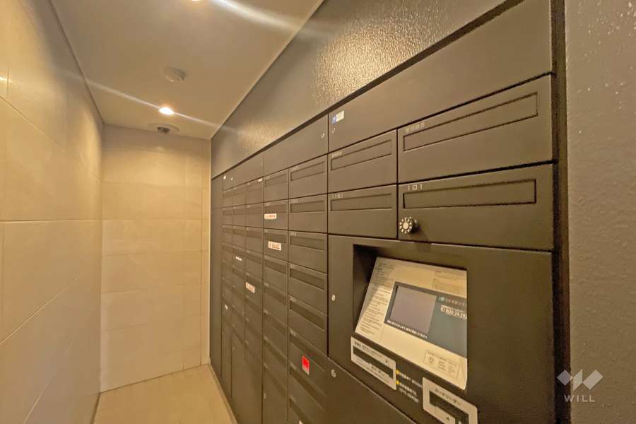 共用ポストと宅配ボックス