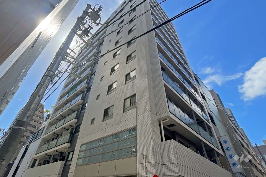 レフィール銀座フロントの外観（北側から）