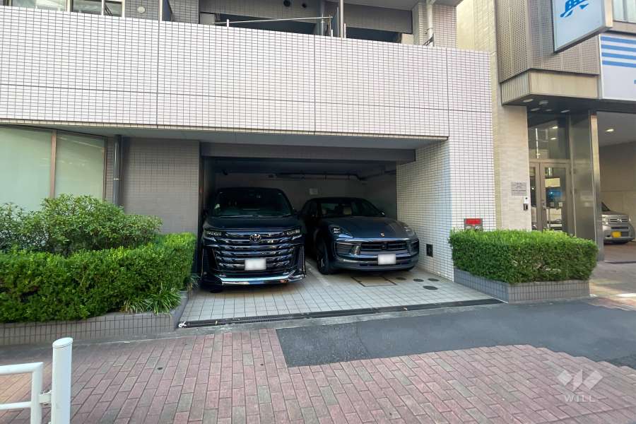 敷地内駐車場（屋内平面式）