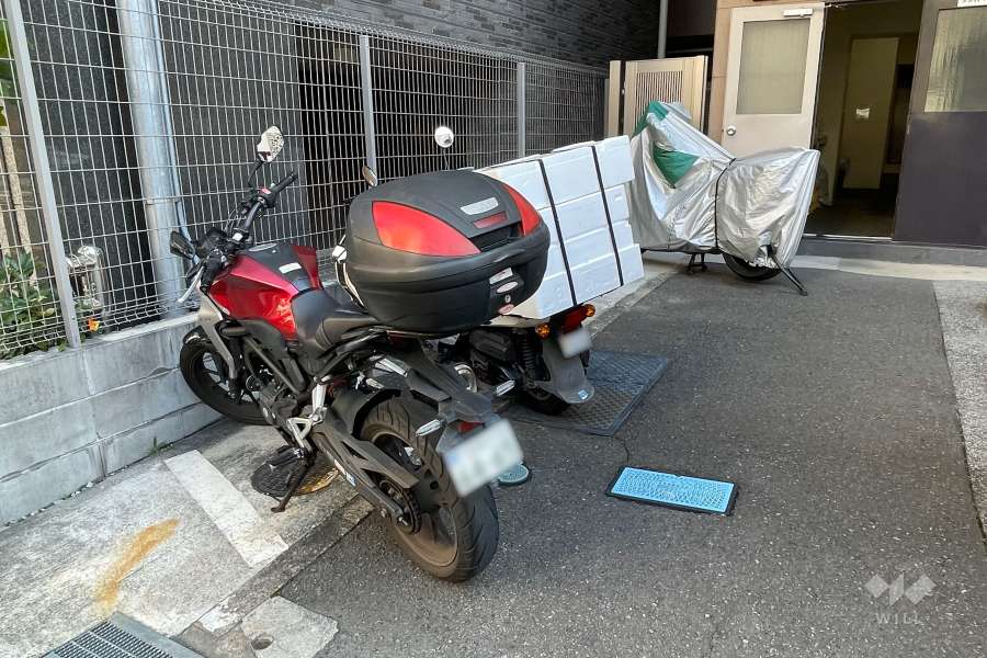 バイク置場