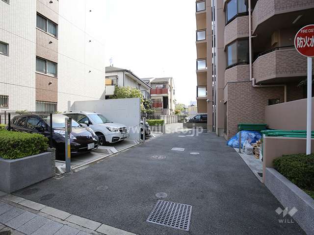 敷地内駐車場