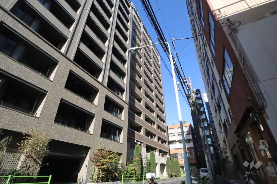 パークホームズ築地の外観(南側から)