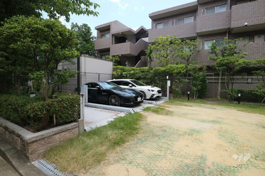 敷地内駐車場（屋外機械式）