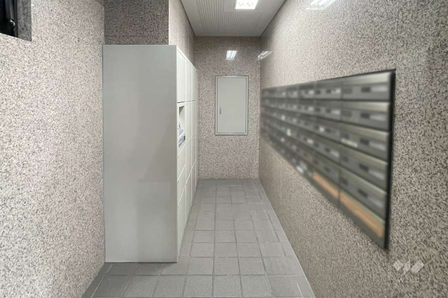 宅配ボックスと共用ポスト