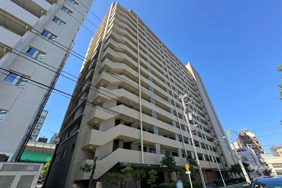 クレストフォルム月島サウススクエアの外観（東側から）