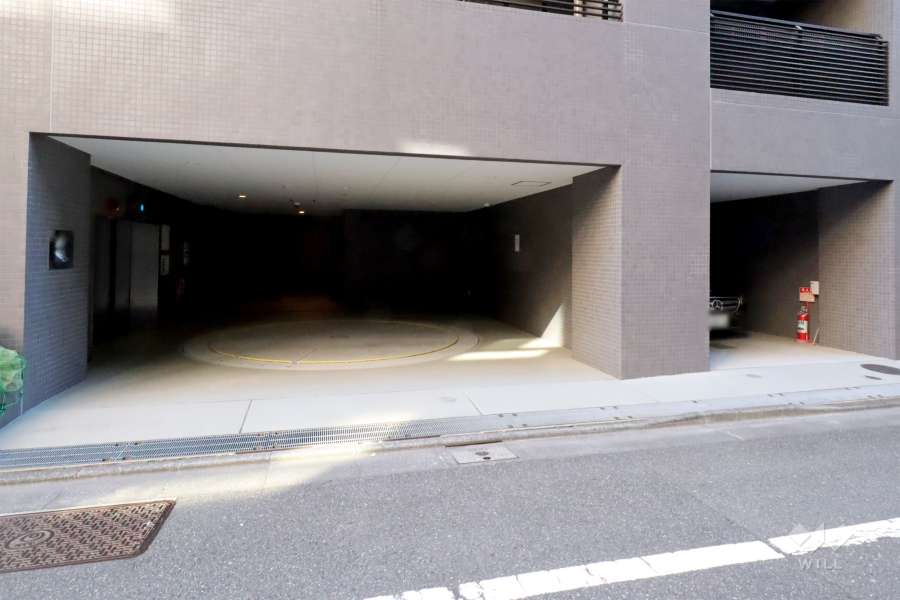 敷地内駐車場（屋内機械式）
