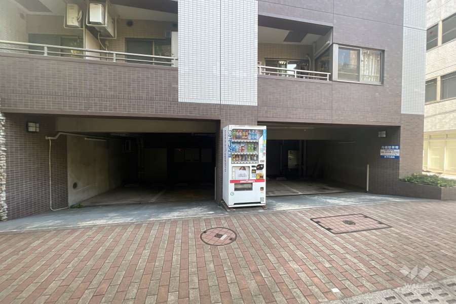 敷地内駐車場（屋内平面式）