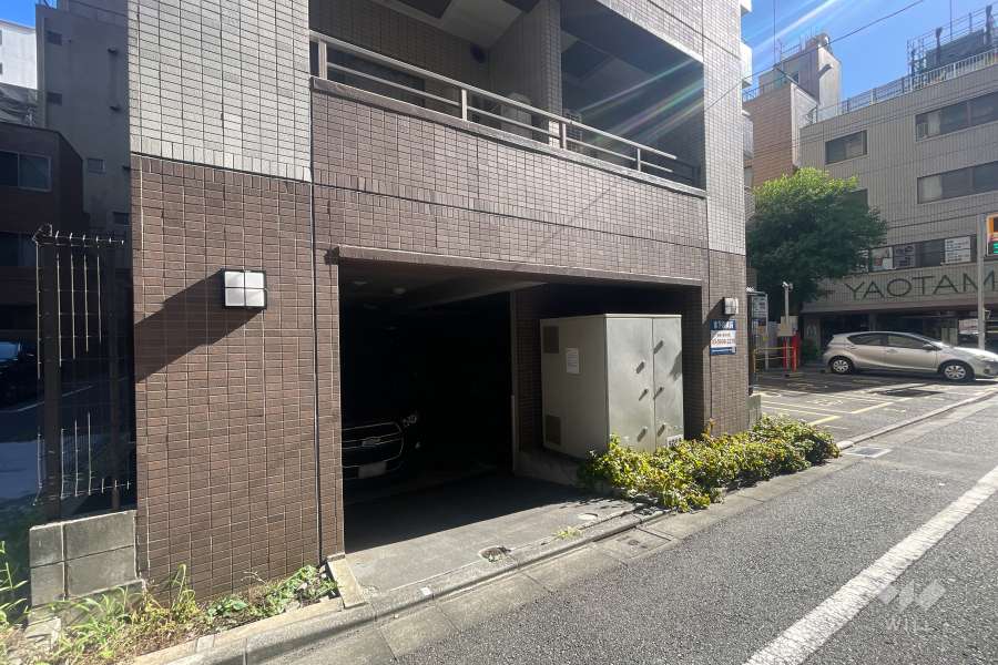敷地内駐車場（屋内平面式）