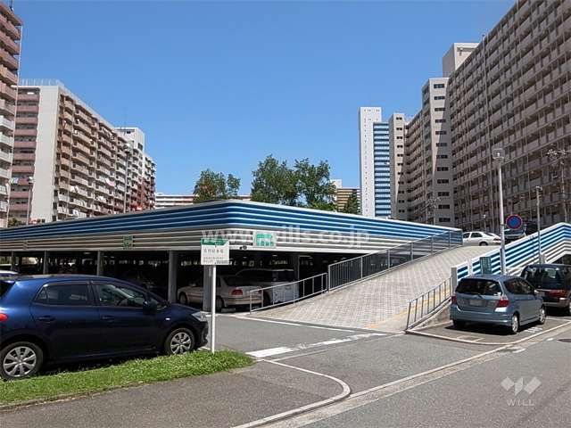 敷地内駐車場（平面式）