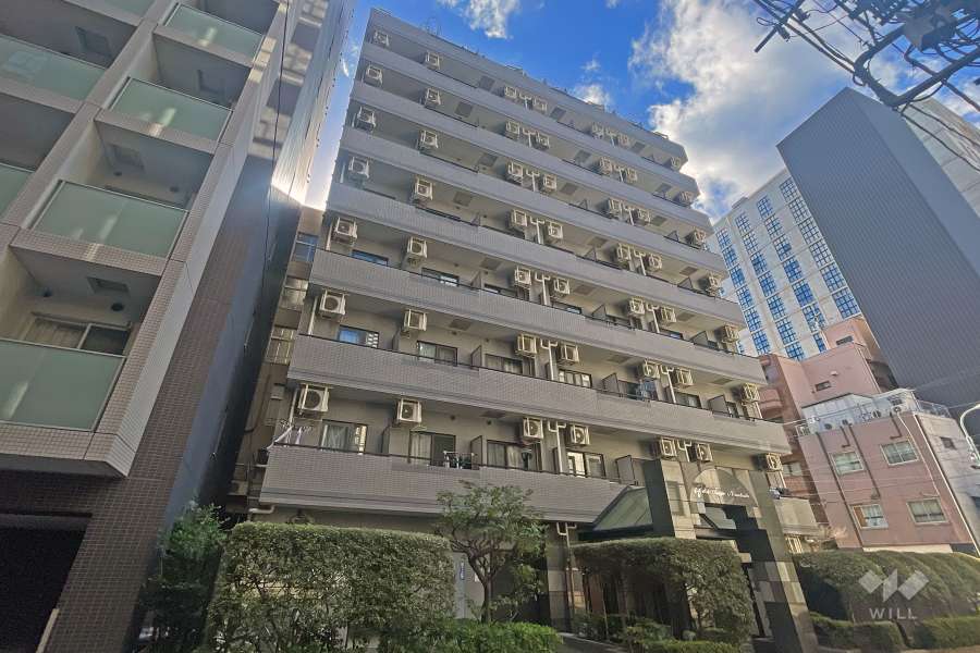 ガラステージ日本橋の外観（東側から）