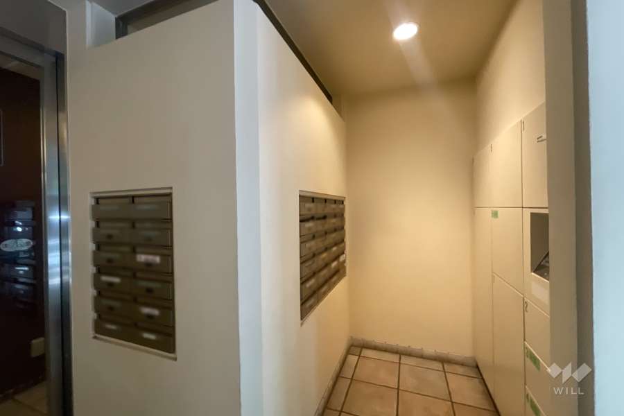 共用ポストと宅配ボックス