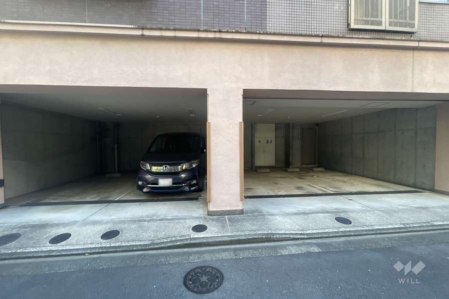 敷地内駐車場（屋内平面式）