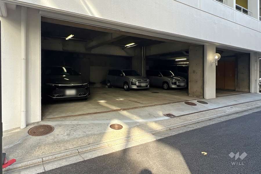 敷地内駐車場（屋内平面式）