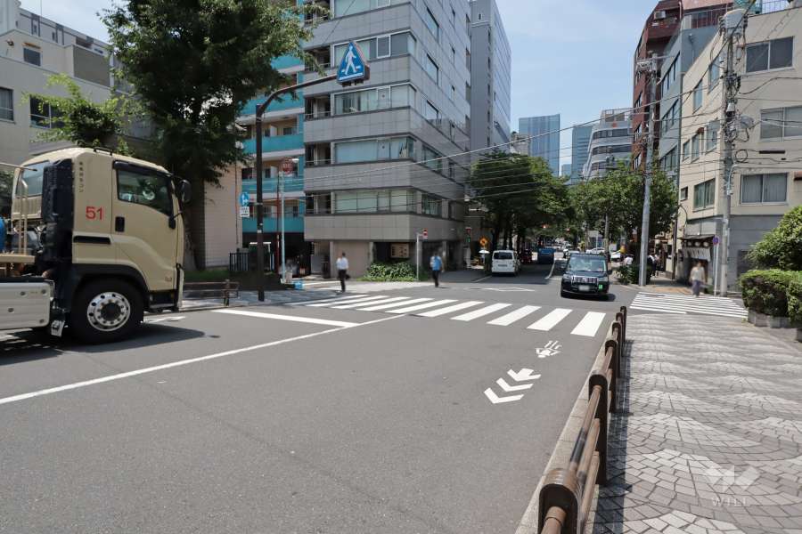 敷地南西側の前面道路　