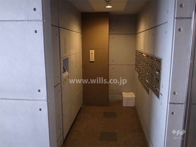 宅配ボックスと共用ポスト
