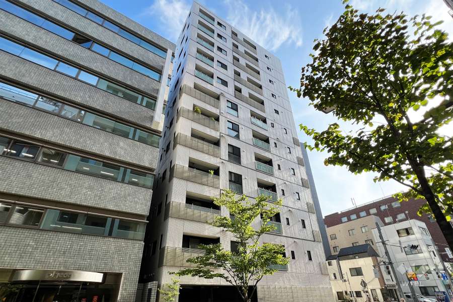 グリーンパーク日本橋久松町レジデンスの外観（東側から）