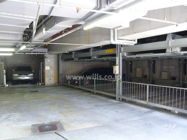 敷地内駐車場（屋内機械式）