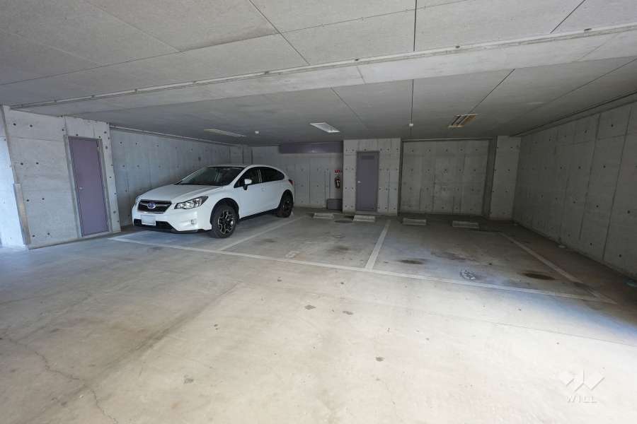 敷地内駐車場（屋内平面式）