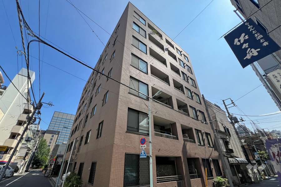 プレジール日本橋人形町の外観（西側から）