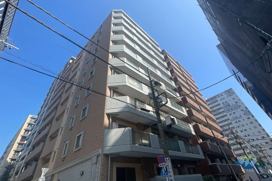 ラヴェンナ人形町の外観（西側から）