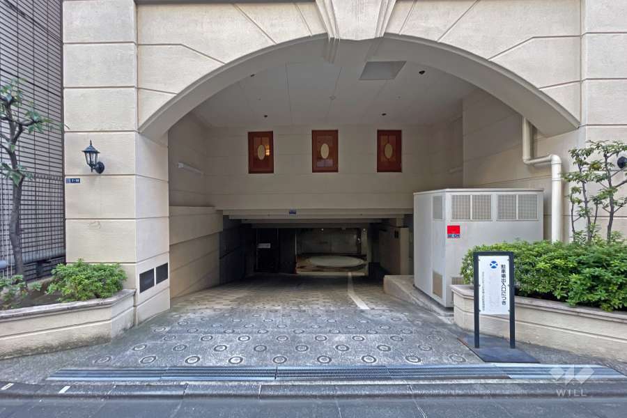 敷地内駐車場の出入り口