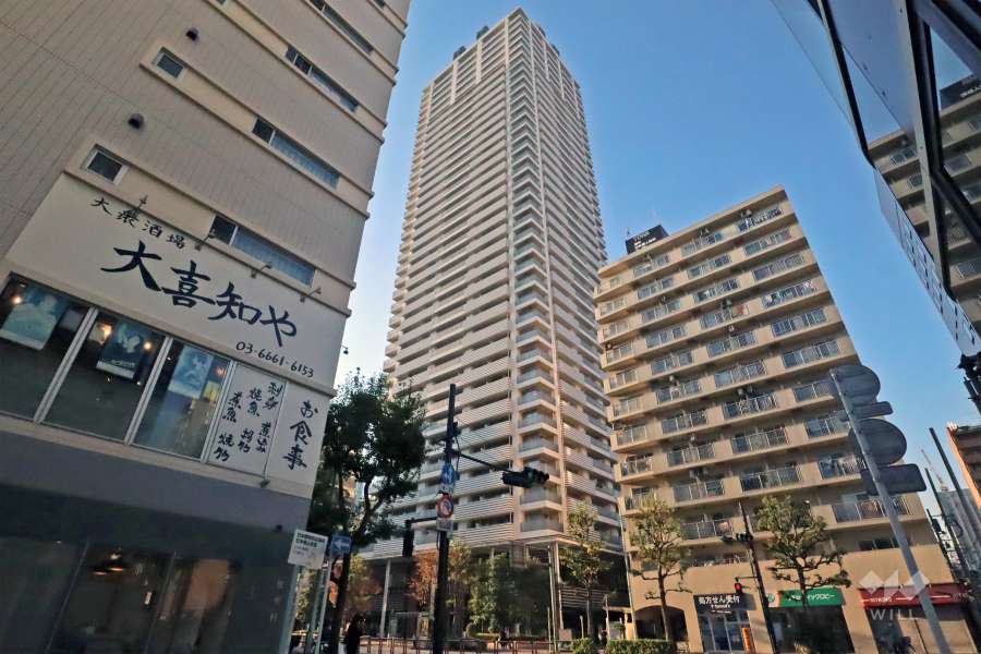 リガーレ日本橋人形町の外観（東側から）