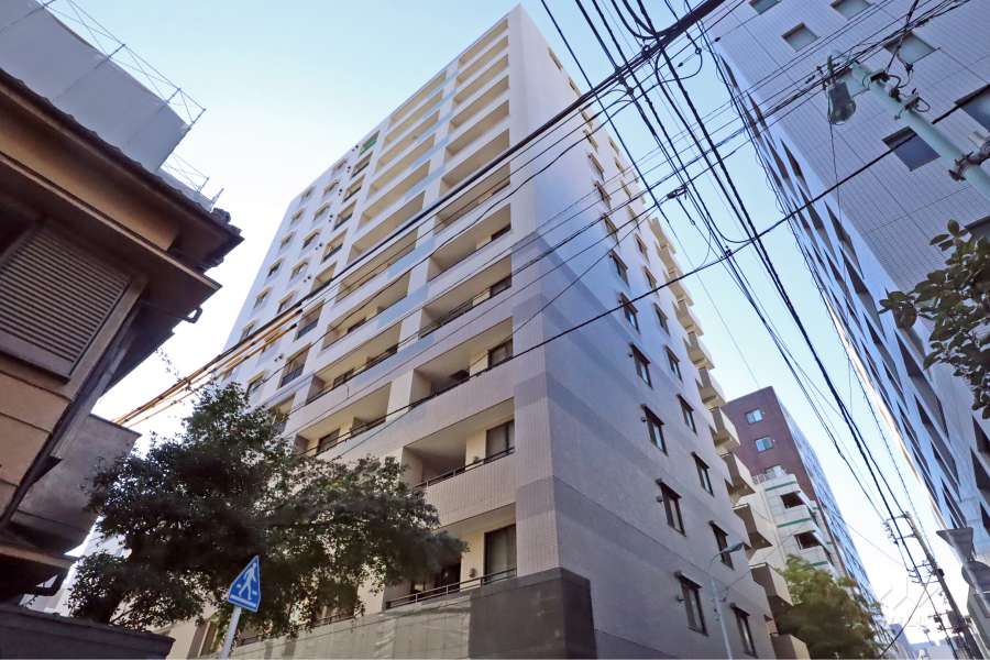 クレストフォルム日本橋人形町の外観（北側から）