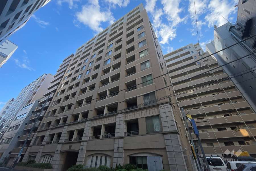 エフローレ日本橋の外観（西側から）　