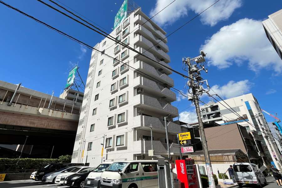 日本橋アムフラットの外観（南西側から）