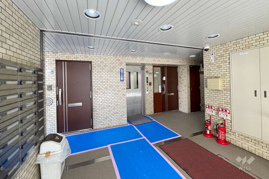 エントランスホール