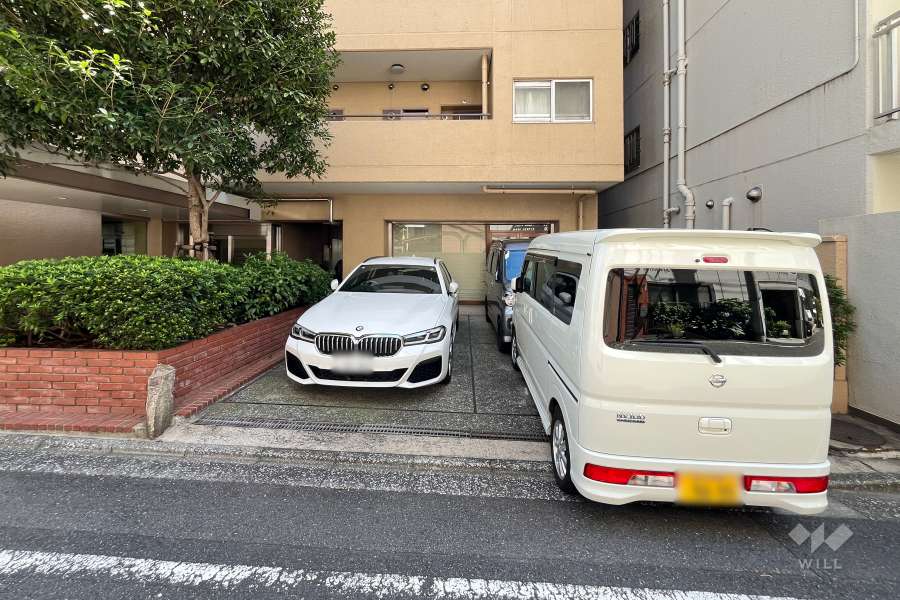 敷地内駐車場（屋外平面式）