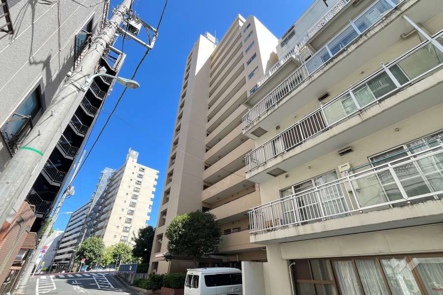 ヴェラハイツ日本橋浜町の外観（南西側から）