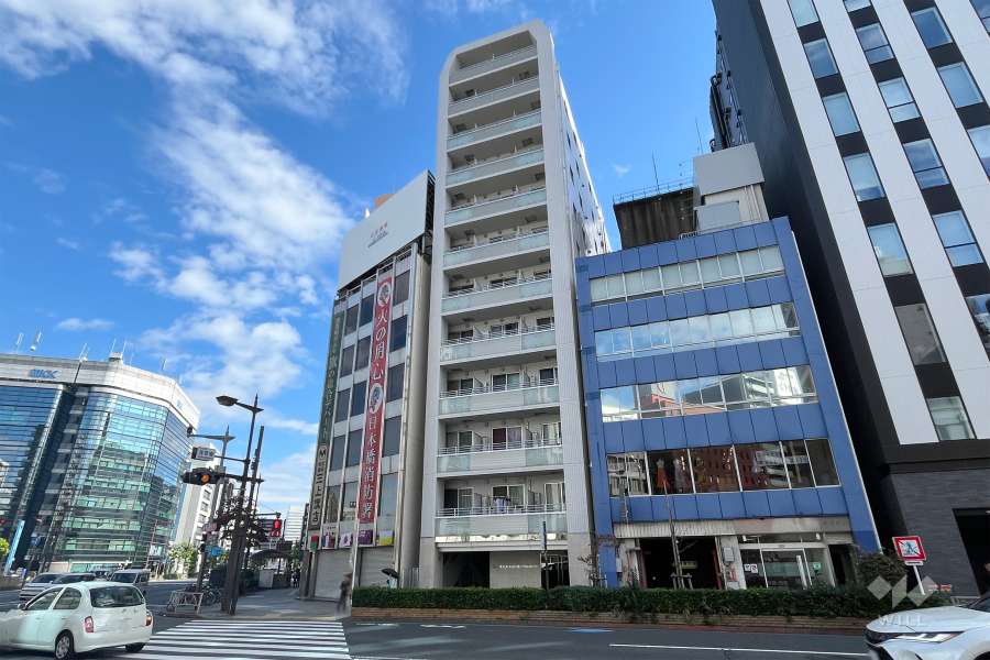 デュオスカーラ東日本橋の外観（西側から）