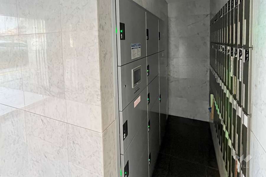 宅配ボックスと共用ポスト