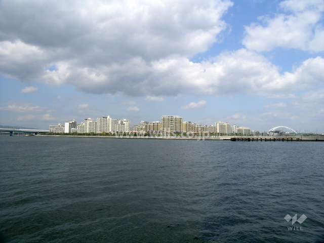 西宮マリナパークシティの全景