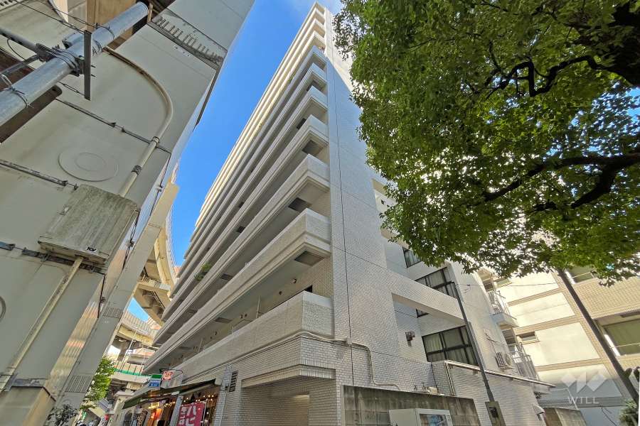 秀和日本橋箱崎レジデンスの外観（南西側から）