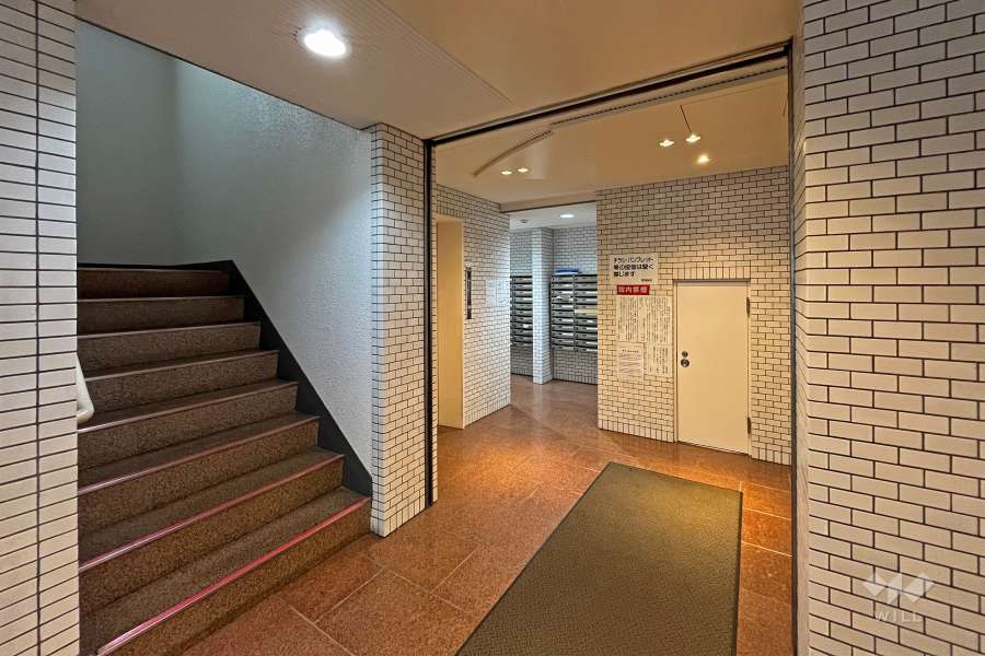 エントランス内