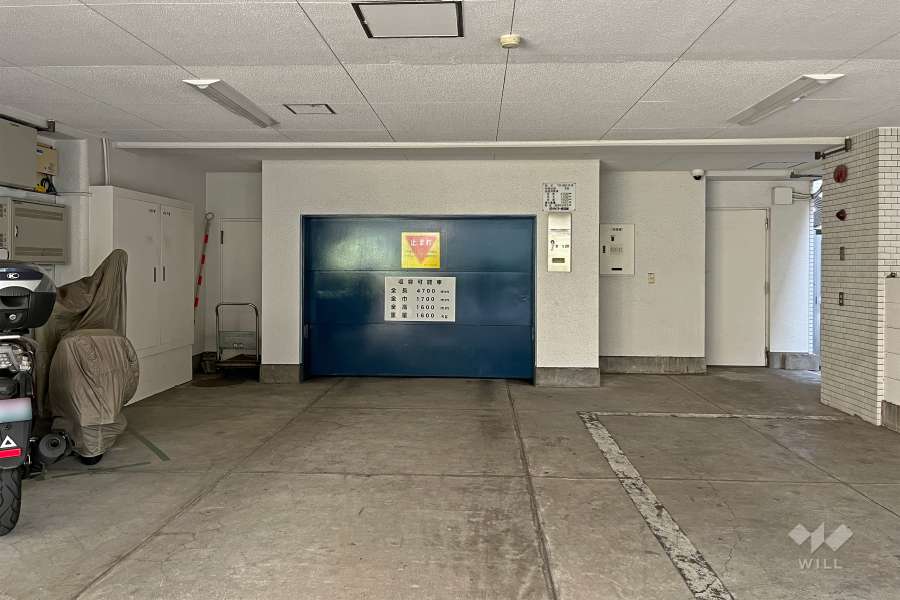 駐車場の出入り口