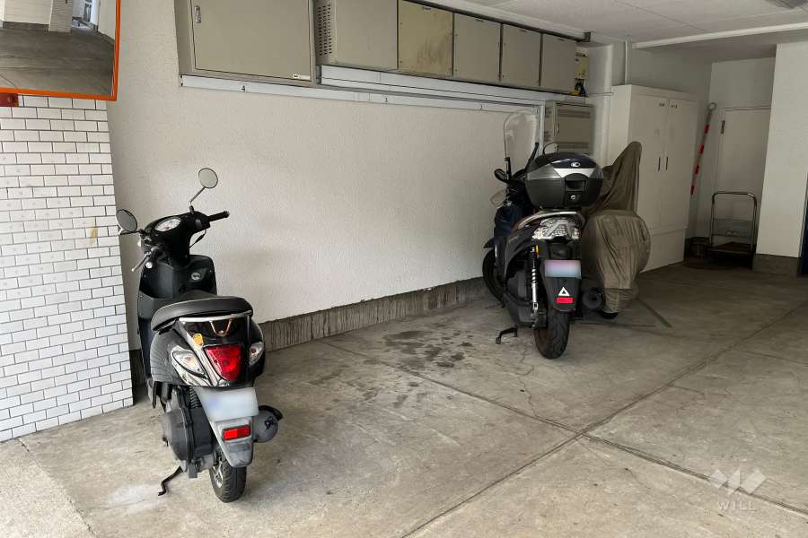 バイク置き場