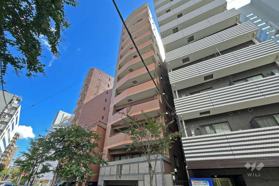 クレストフォルム日本橋リバーフロントタワーの外観（南西側から）